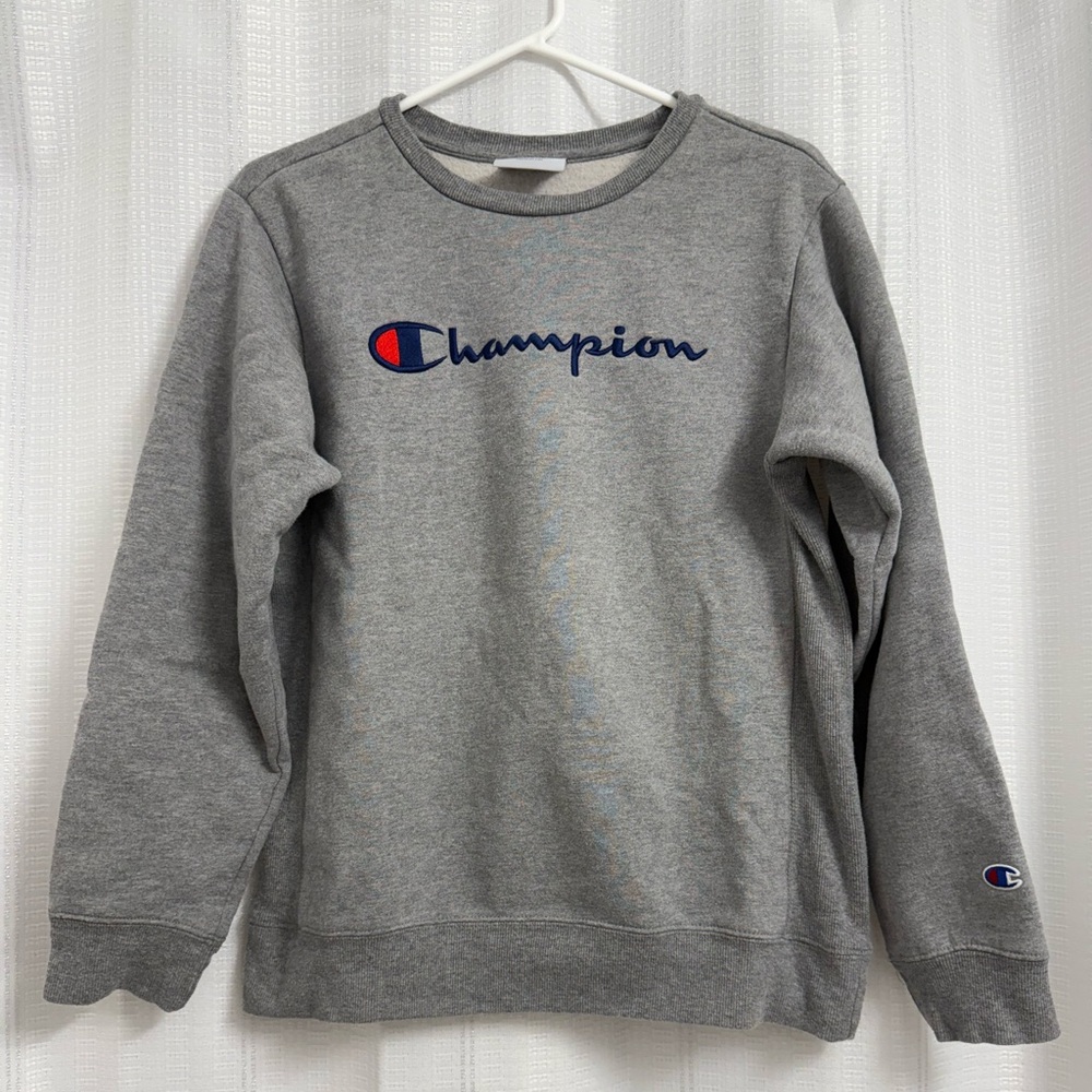 Champion Heather Gray Crewneck Sweatshirt